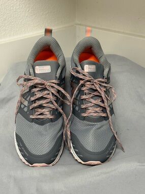 Asics Women's Gray and Peach Trail Running Shoes